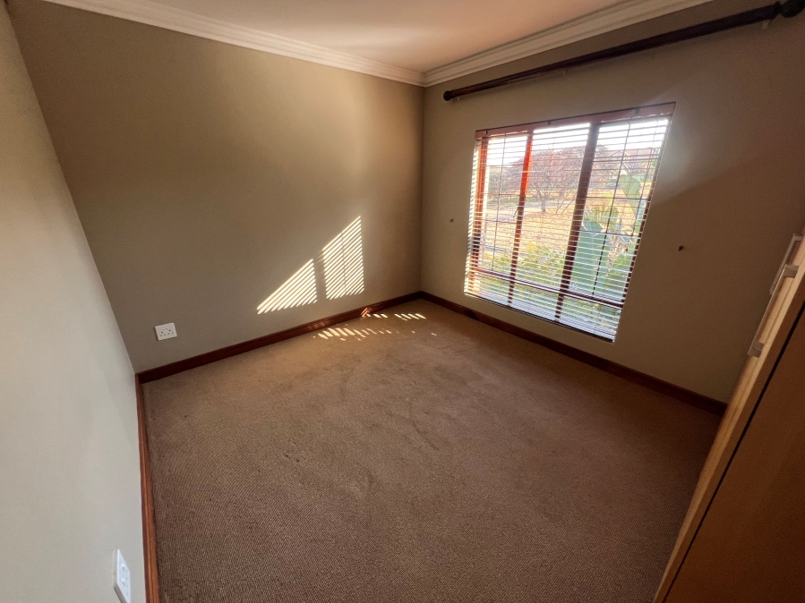 To Let 3 Bedroom Property for Rent in Wilkoppies North West
